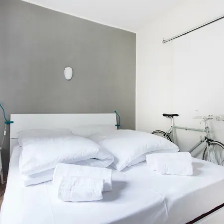 Garda Bike Apartment *